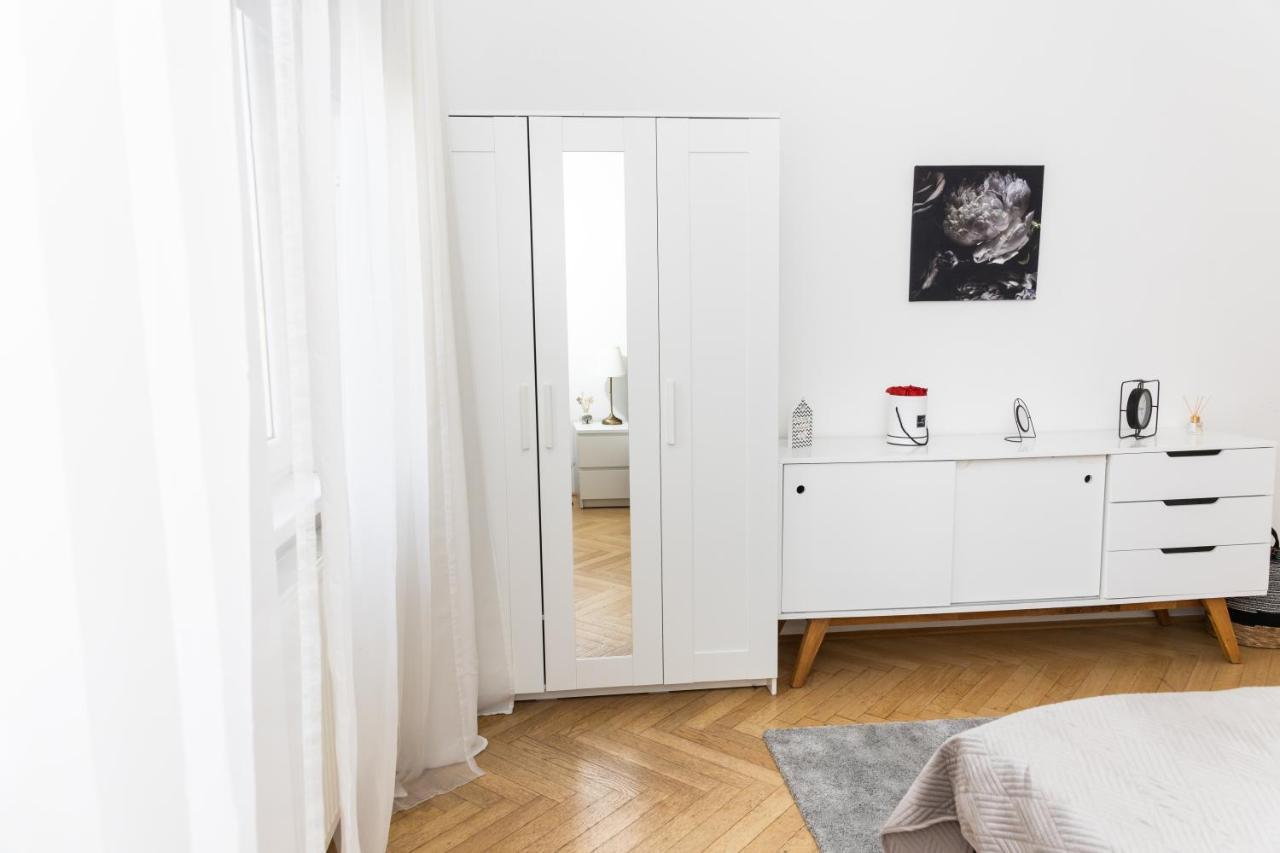 Moonlight Apartment With Porch Near Schoenbrunn And Westbahnhof 비엔나 외부 사진