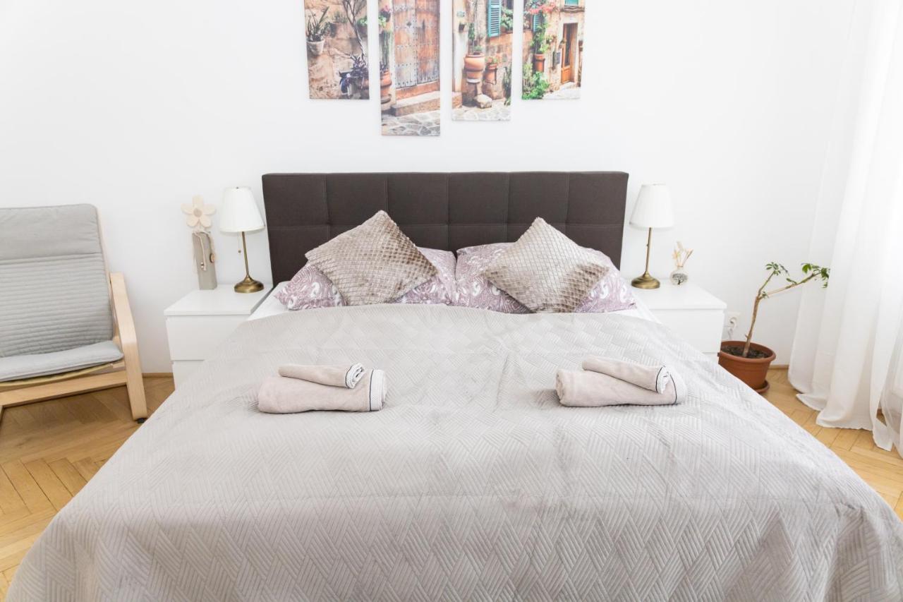 Moonlight Apartment With Porch Near Schoenbrunn And Westbahnhof 비엔나 외부 사진