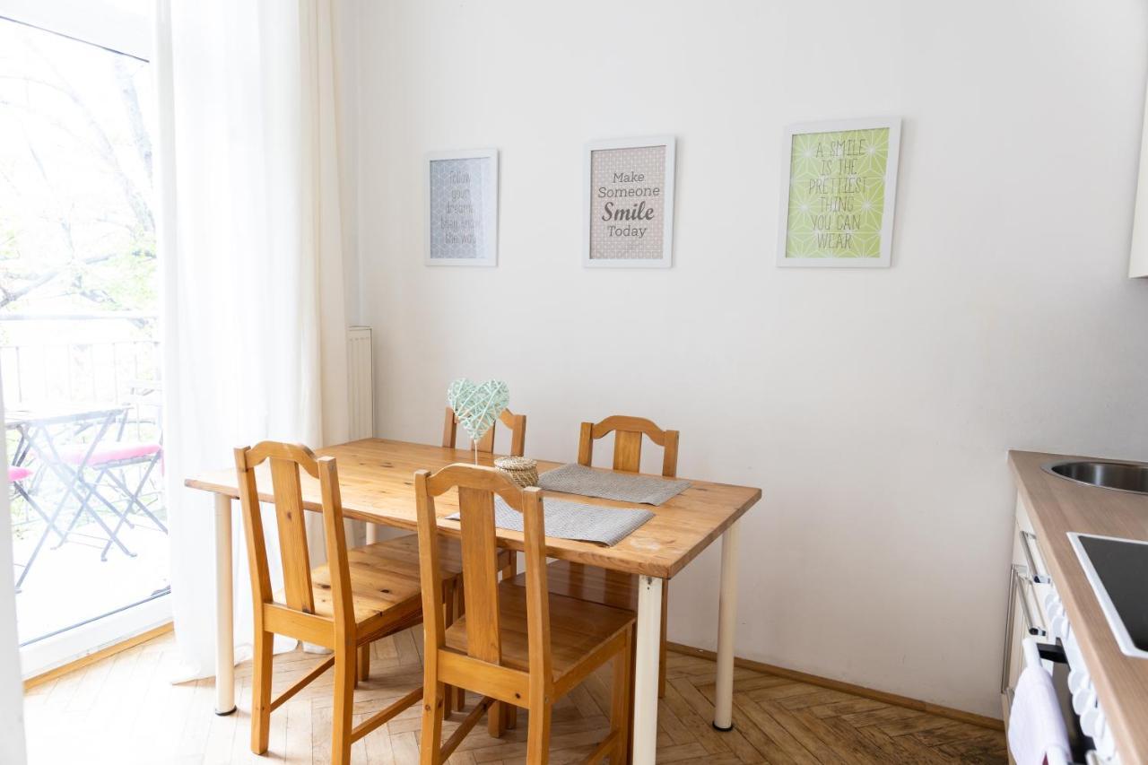 Moonlight Apartment With Porch Near Schoenbrunn And Westbahnhof 비엔나 외부 사진